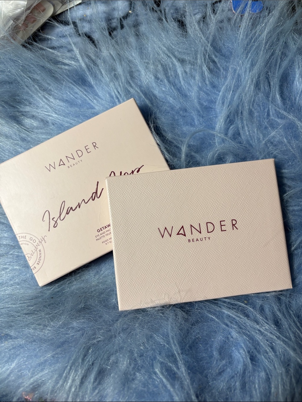 Wander Beauty Island Hop Eye and Face Palette — New In Box